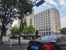 教工路文二路口住宅底商125方低价招美容超市美发等配套业态