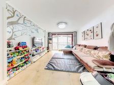 开发区东部 电梯小高层 车库上一楼 耳朵户型 南北通透