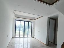 合景朗云花园 诚心出售 送车位 送家私家电 价格可谈 包税费