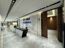 日租金1.8元,华润置地广场520平东向电梯口,万科大都会