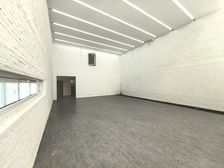 独栋526平带局高6米798艺术区草场地3.2元