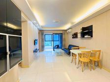 万科金域国际 近医院 房龄新 近地铁 出行方便 电梯房