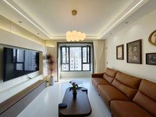 新港街 精装好房 南向采光好 近医院 高楼层采光充足