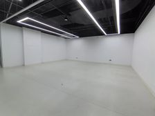 亚奥地铁口 开间户型 挑高5米 可教培类舞蹈体适能等