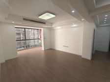 北岸四小龙 公园旁 东城国际 电梯房单价9500