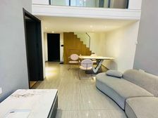 万益广场 诚心出售 价格可议 周边就有商城