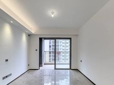 全新精装未住过 金地未来城 3房出售