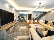 精装 158平 南北通透 华熙live 诚心出售 价格可议