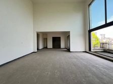 一生一幢 约克郡 壹号湖畔独栋 头排湖景 恭迎回府