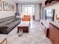 急售 精装小三室 全屋定制草场街十41中育德 自住保养好