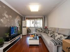 低总价3房 精装修可直接入住 南北通户型 业主置换诚心出售