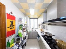 新上! 婚房装修50w 户型霸气 接受置换 各付税!随时