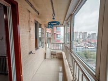 四中,红日景园2室1厅1卫1厨1阳台