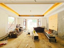 建业森林半岛联排别墅东边户毛坯实用600平 带380平花园