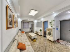 龙王庙南街19号 锦二民政局单位房低楼层可以拎包入住