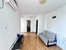 徐泾北城馨浦苑西区 楼龄新 出行方便 高楼层视野好