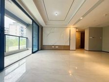 新上华润品质精装大三房朝南业主急卖