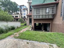 宜化山语城 花园洋房100院子 复试上下两层 上上城满五