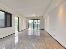 边户大平常,楼层好,采光充足,视野宽阔,交通便利