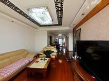 御景豪园 密度低 商品住宅 南北通透 刚需两居 有固定车位