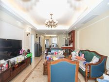 (十年老客户置换市区已看好出价就卖)观澜川中,精装中式风格