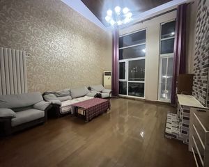 金地格林小镇6 南北通透顶层复式 200平精装5居 欢迎致电