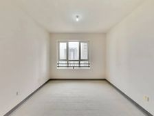 (必看好房)凯旋门 次新小区 楼位好 没住过人随时能看