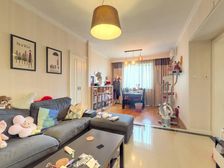 户型正气 采光好 地铁出行便利 全人车分流 管家式管理