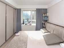 精装全配 双南厅朝南 位置佳 诚意出售 价格美丽 看房方便