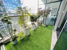 南山科技园!彩讯科技大厦388靠近地铁口.带全套家具