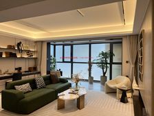 高铁新城现房王!128㎡精装修,地铁口一步、近名校、价