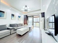 电梯8楼小洋房,送南北双阳台,2019年次新小区,价格可谈!