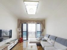 业主诚心出售,随时签约,看房提前预约,户型方正