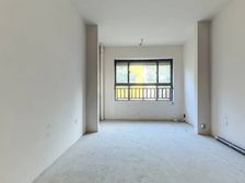 底价呈现 纯毛坯 次新房 书包好房子 成本低