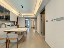 城北 房东急售精装三房满五免税费送车位书包可用随时看房