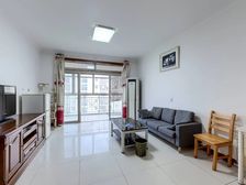 新城核心地段 此房南北通透 看房方便 价格可大刀坎 等您来看