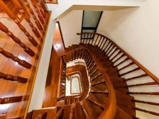 临河诗情写意,旋转楼梯,百看百中,得房率200%看房来电