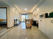 南岸区 中海十里长江澜庭南区 三房 169万