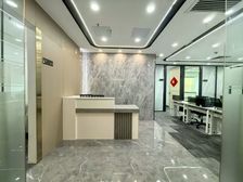 林和西地体铁口 正对电梯口 精装修带家具 拎包办公