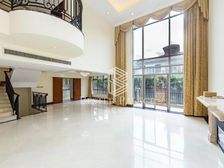 新出 C户型 花园400平 挑高7米客厅 价格诚意可谈 开间