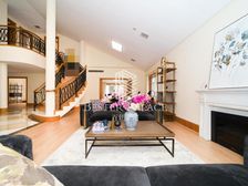 花园600平 挑高7米客厅 精装全配 下调600w售 开间大