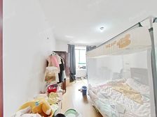 采光好通风佳,装修很新,满五年,交通便利,配套齐全