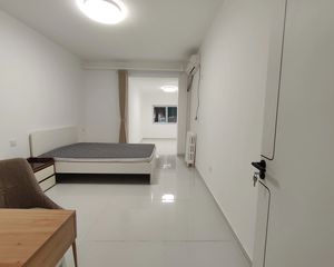 国贸永安里建国里,74平三居,540万,南北通透,低楼层可谈