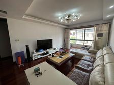 阳光园 5楼送阁楼 赠送 两房一卫 装修清爽诚售!