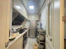 南汇四中 自住一房改两房 总价88