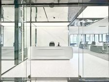 东区多套办公楼招租 !装修面积不等 可实地看房