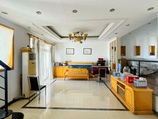 南岸区 洋世达阳光华庭 四房 130万