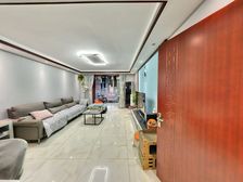 中介共收壹个点 景逸园 精装修三室 二楼 南北向 急售