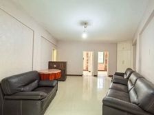 精装两房 东南朝向满五 总价112万 纸彪未占用