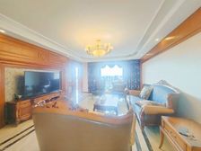 渝北区 棕榈泉三期三房双卫 品牌家具家电 几乎很少住 大阳台